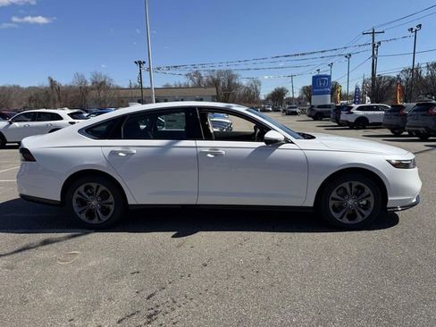 New 2026 Honda Accord EX-L image 3