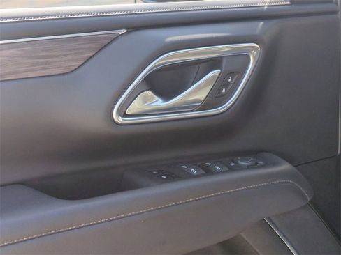 Used 2023 Chevrolet Tahoe LT image 23