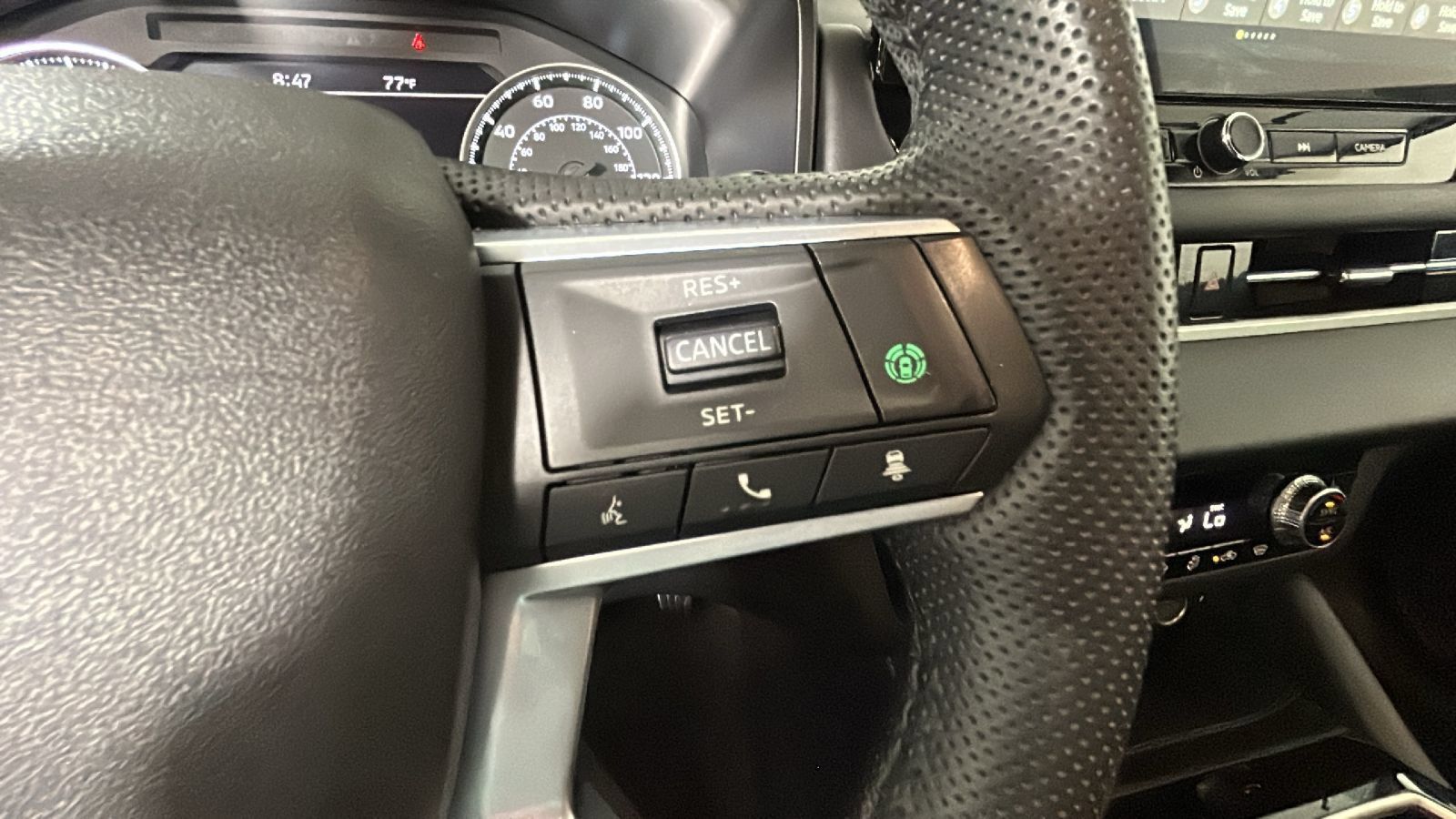 Used 2025 Mitsubishi Outlander SE AWD/4WD image 19