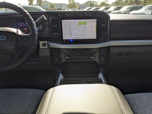 Used 2024 Ford F250 XLT w/ Black Appearance Package image 19