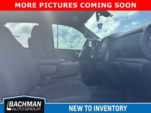 Used 2021 Chevrolet Silverado 1500 Custom AWD/4WD image 4