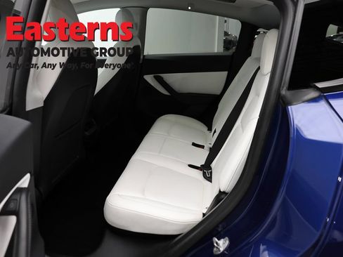Used 2021 Tesla Model Y Long Range AWD/4WD image 19