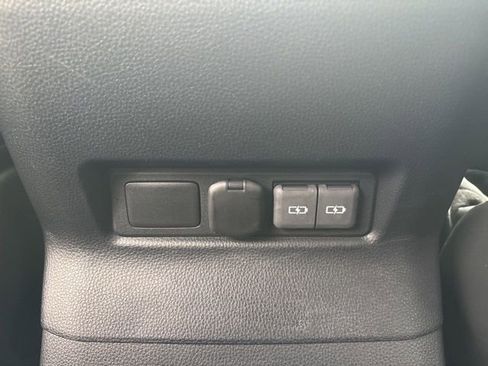 Used 2024 Toyota Land Cruiser image 24