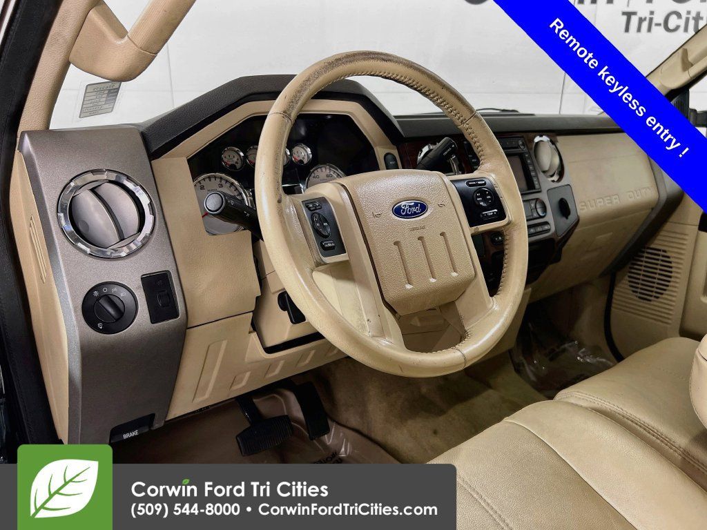 Used 2008 Ford F250 Lariat AWD/4WD image 2