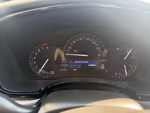Used 2017 Cadillac XT5 Luxury AWD/4WD image 10