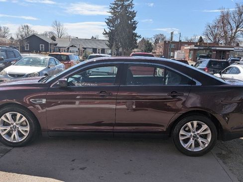 Used 2012 Ford Taurus SEL image 8