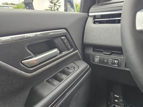 New 2026 GMC Sierra EV Elevation image 27