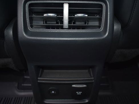 Used 2024 Ford Edge SEL w/ Convenience Package image 36