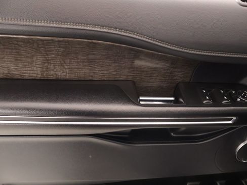 Used 2020 Ford Expedition Limited w/ Equipment Group 302A image 17