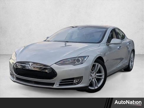 Used 2015 Tesla Model S 85D image 1