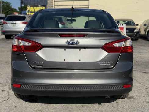 Used 2013 Ford Focus Titanium w/ Titanium Handling Pkg image 6