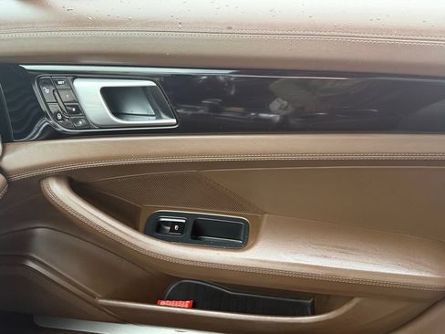Used 2018 Porsche Panamera 4S AWD/4WD image 22
