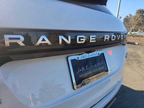 Used 2023 Land Rover Range Rover Evoque SE image 16
