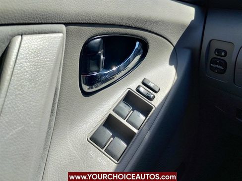 Used 2010 Toyota Camry LE image 26