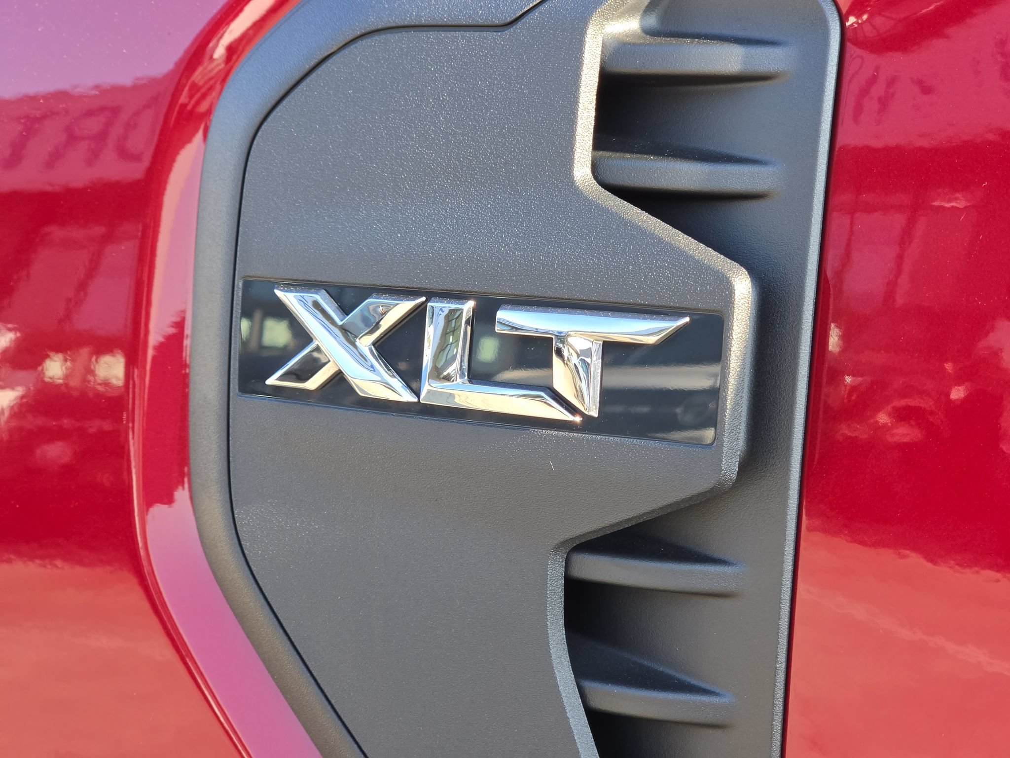 Used 2025 Ford Ranger XLT w/ Equipment Group 301A High RWD image 7