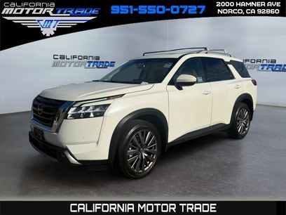 Used 2022 Nissan Pathfinder SL w/ SL Premium Package