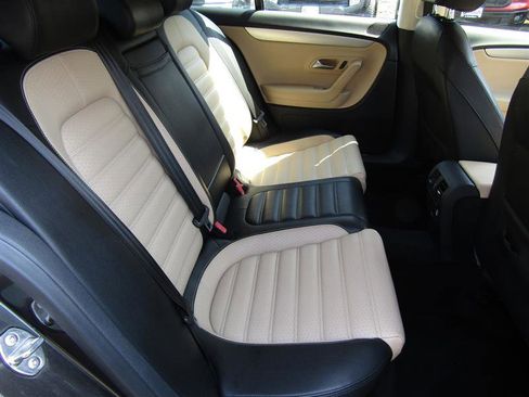 Used 2013 Volkswagen CC Sport image 37
