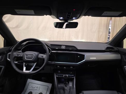 Certified 2025 Audi Q3 2.0T Premium w/ Convenience Package image 33