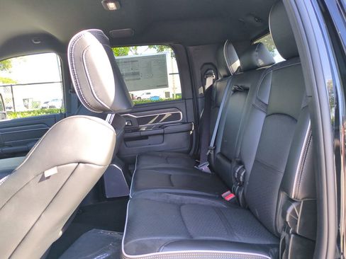 New 2026 RAM 2500 Laramie AWD/4WD image 14