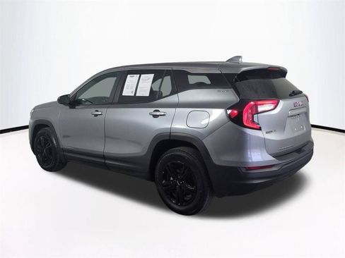 Used 2024 GMC Terrain SLE FWD image 7