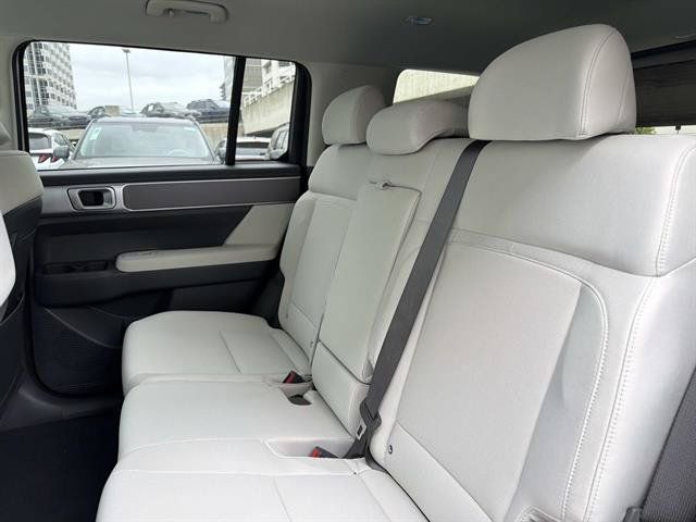 New 2026 Hyundai Santa Fe SE FWD image 28
