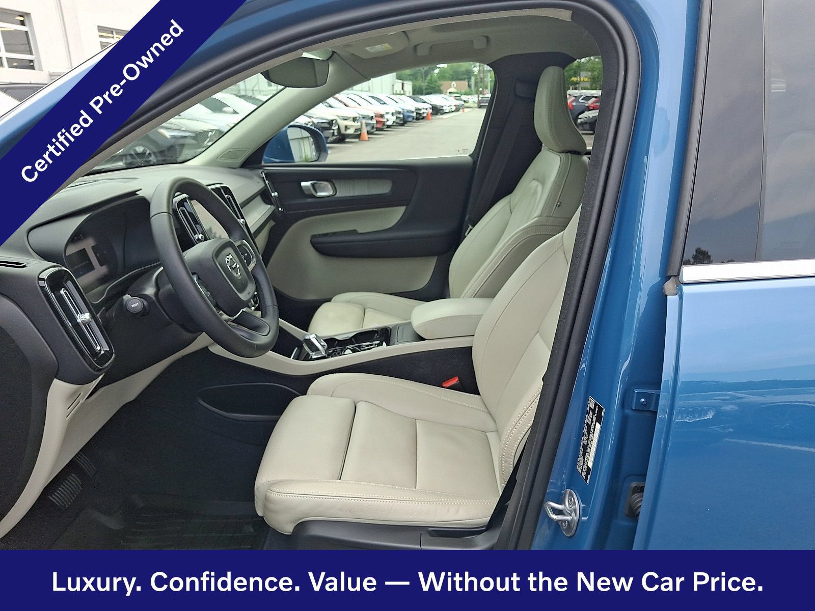 Certified 2023 Volvo XC40 B5 Plus w/ Climate Package AWD/4WD image 14