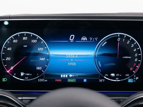 Used 2024 Mercedes-Benz GLE 450e 4MATIC image 14