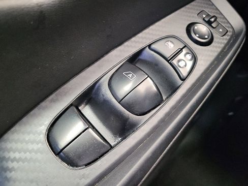 Used 2024 Nissan Sentra SV FWD image 27