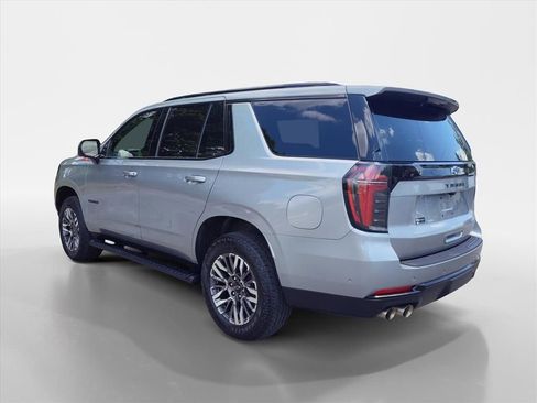 Used 2025 Chevrolet Tahoe Z71 AWD/4WD image 3