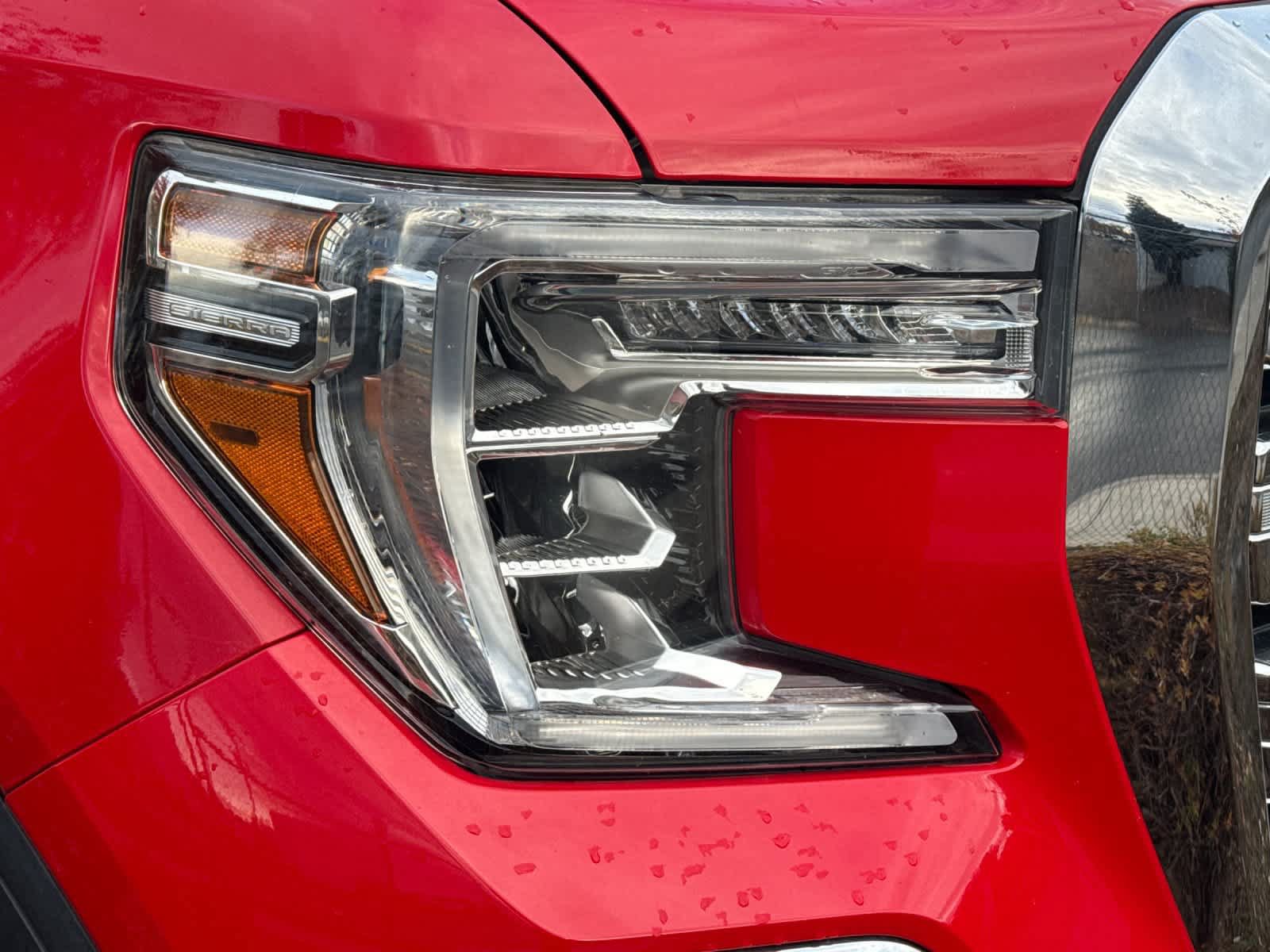 Used 2019 GMC Sierra 1500 SLT w/ SLT Premium Package AWD/4WD image 9