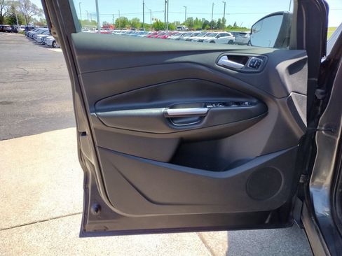 Used 2016 Ford Escape Titanium AWD/4WD image 19