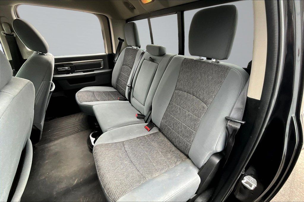 Used 2017 RAM 1500 Big Horn AWD/4WD image 23