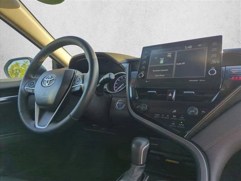 Used 2023 Toyota Camry XLE image 27