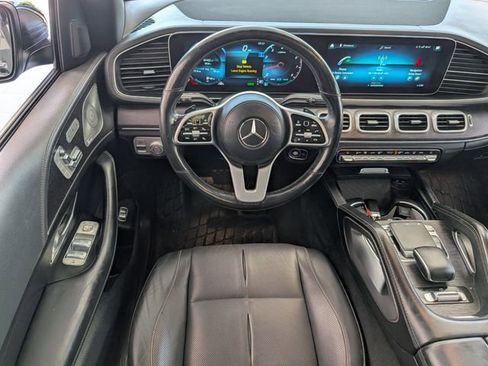 Used 2020 Mercedes-Benz GLS 450 4MATIC image 9
