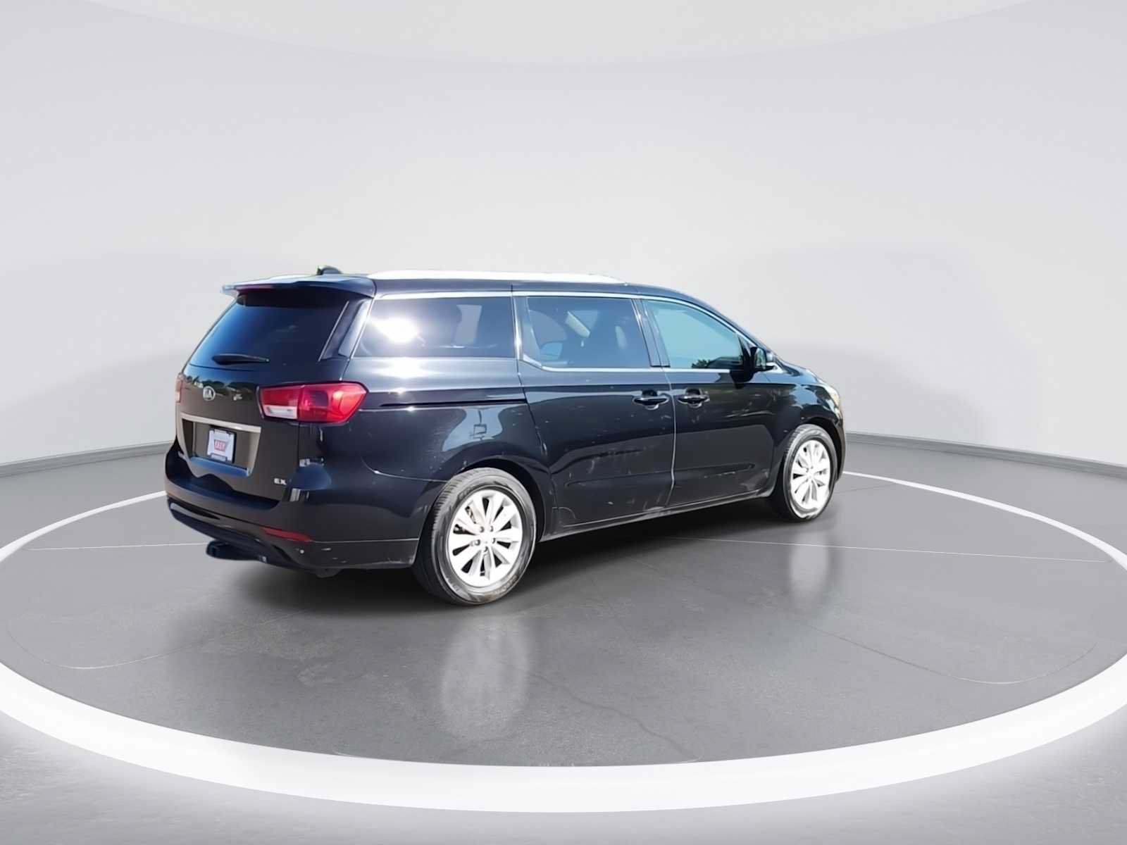 Used 2017 Kia Sedona EX FWD image 8