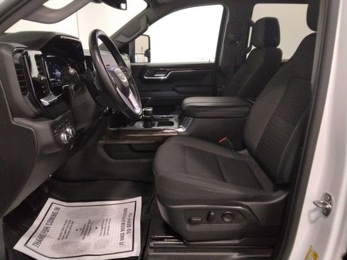 Used 2024 GMC Sierra 1500 Elevation w/ X31 Off-Road Package AWD/4WD image 24