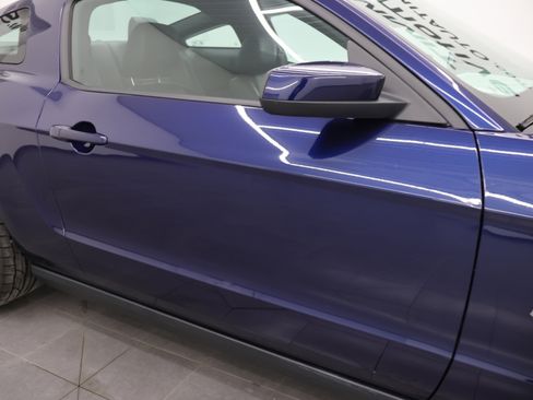Used 2011 Ford Mustang Shelby GT500 w/ SVT Performance Pkg RWD image 27