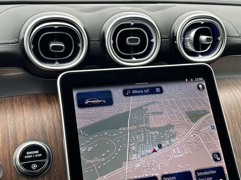 Certified 2025 Mercedes-Benz GLC 300 4MATIC image 30