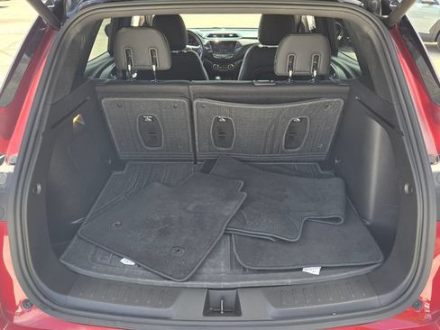 Used 2021 Chevrolet TrailBlazer RS w/ Sun and Liftgate Package FWD image 15