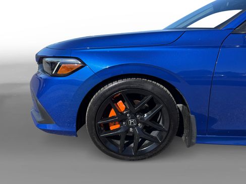 Used 2023 Honda Civic Sport image 9