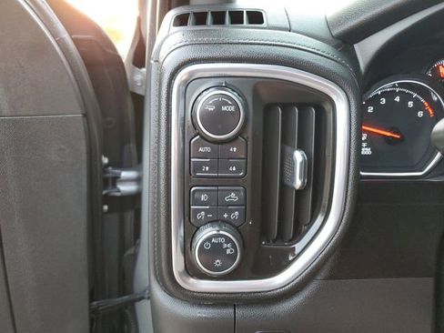 Used 2021 Chevrolet Silverado 1500 RST image 31
