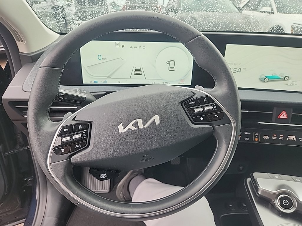 Certified 2024 Kia EV6 Light RWD image 21