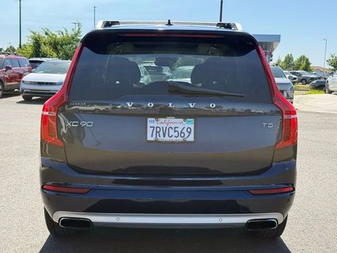 Used 2016 Volvo XC90 T5 Momentum FWD image 7