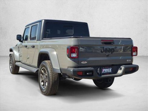 Used 2020 Jeep Gladiator Overland AWD/4WD image 9