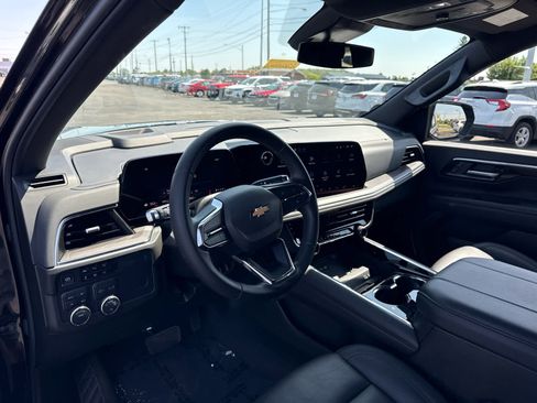Certified 2025 Chevrolet Tahoe LT AWD/4WD image 13