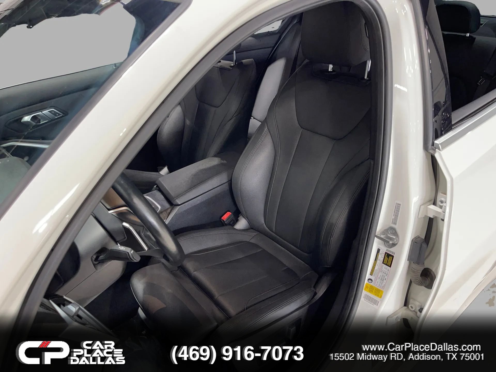 Used 2020 BMW 330i Sedan w/ Convenience Package RWD image 18