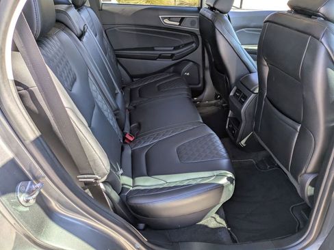 Used 2024 Ford Edge Titanium image 35