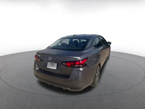 Used 2025 Nissan Versa SV image 14