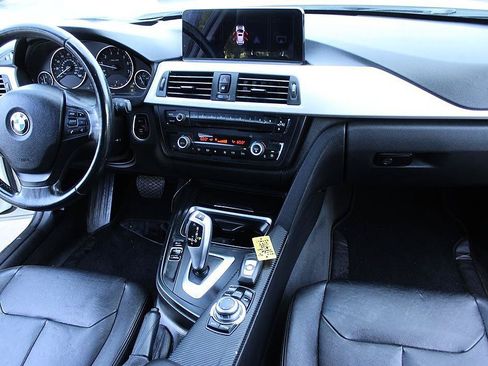 Used 2012 BMW 328i Sedan RWD image 18