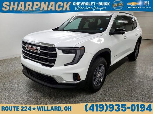 Used 2025 GMC Acadia Elevation image 1